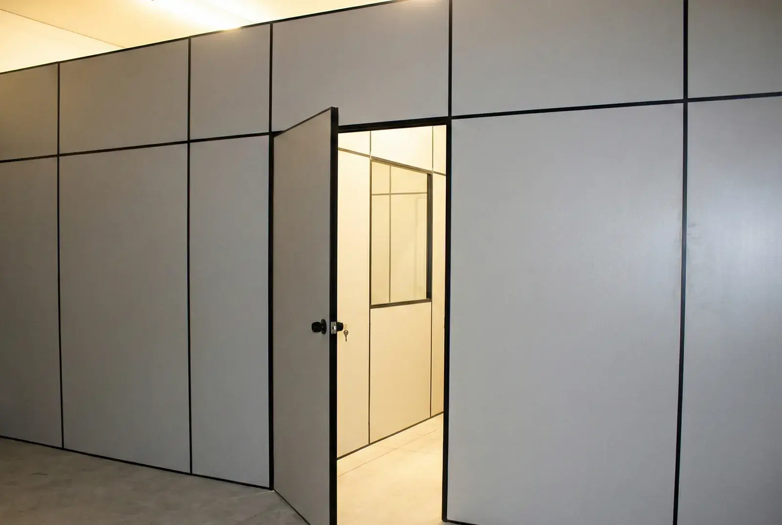 Porta para Divisória Naval